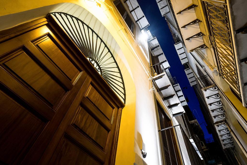 Quattro Canti Apartments Palerme Extérieur photo